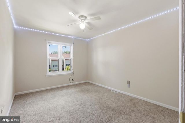 1701 SARATOGA CT, Allentown, PA 18104