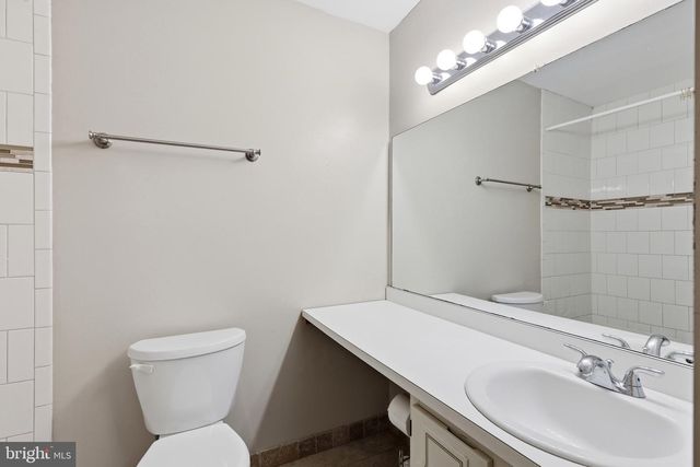 1701 SARATOGA CT, Allentown, PA 18104