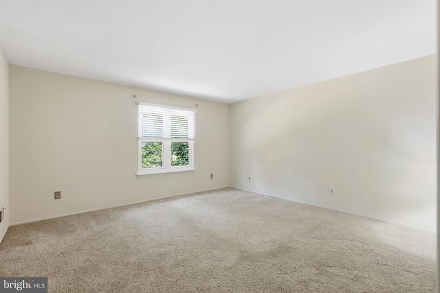1701 SARATOGA CT, Allentown, PA 18104
