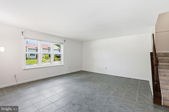 1701 SARATOGA CT, Allentown, PA 18104