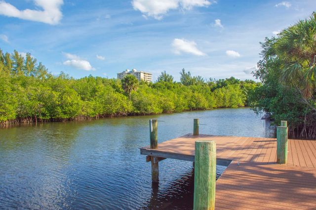 922 Jackson Way, Fort Pierce, FL 34949