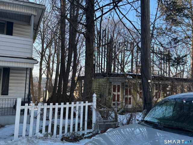 193 Plaza Avenue, Waterbury, CT 06610