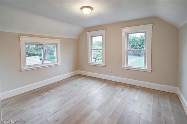 7619 Lawn Avenue, Cleveland, OH 44102