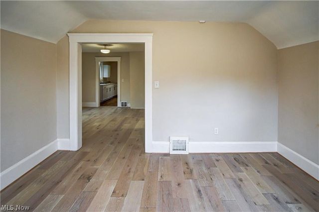 7619 Lawn Avenue, Cleveland, OH 44102