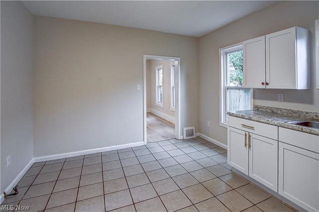 7619 Lawn Avenue, Cleveland, OH 44102