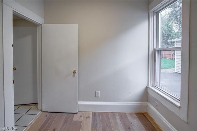 7619 Lawn Avenue, Cleveland, OH 44102