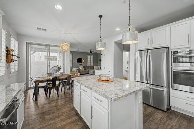 5103 S MOCCASIN Trail, Gilbert, AZ 85298