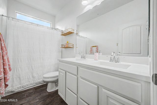 5103 S MOCCASIN Trail, Gilbert, AZ 85298