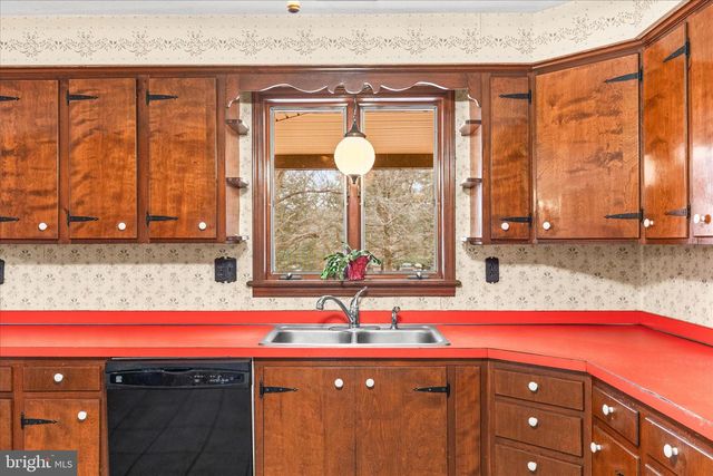 521 WINDY HILL RD, New Freedom, PA 17349