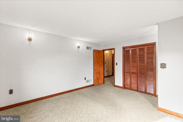 521 WINDY HILL RD, New Freedom, PA 17349