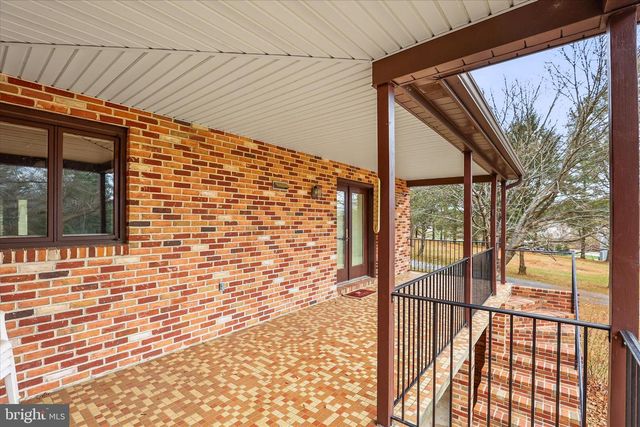 521 WINDY HILL RD, New Freedom, PA 17349