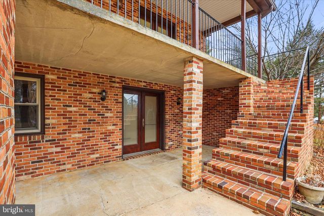 521 WINDY HILL RD, New Freedom, PA 17349