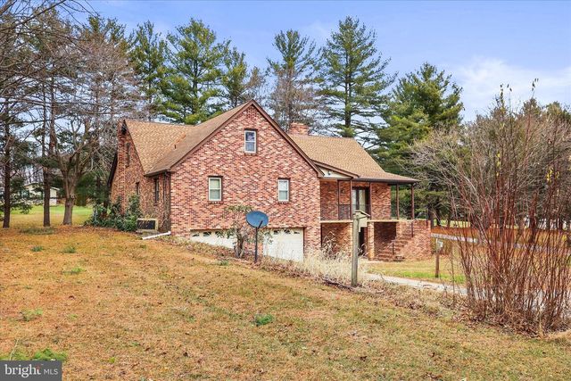 521 WINDY HILL RD, New Freedom, PA 17349