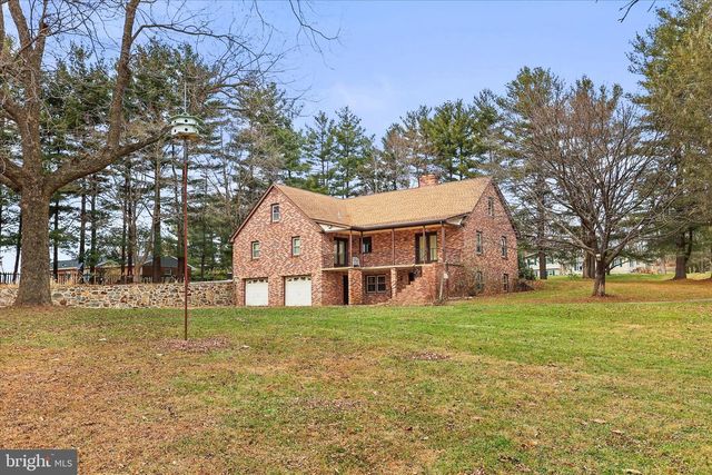 521 WINDY HILL RD, New Freedom, PA 17349