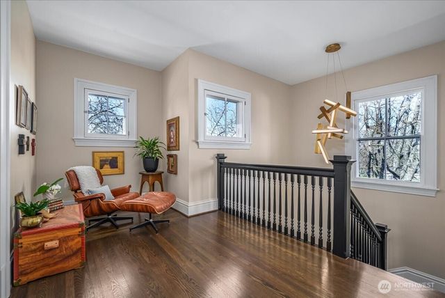 4200 Washington Avenue W, Seattle, WA 98199