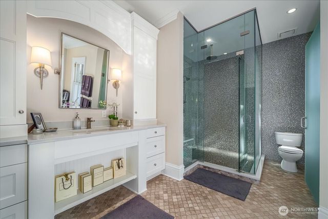 4200 Washington Avenue W, Seattle, WA 98199
