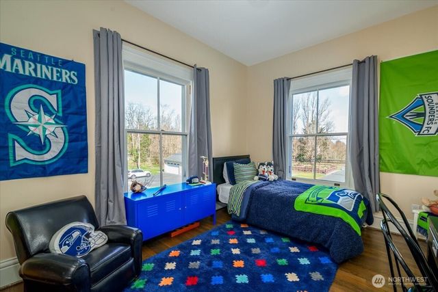 4200 Washington Avenue W, Seattle, WA 98199