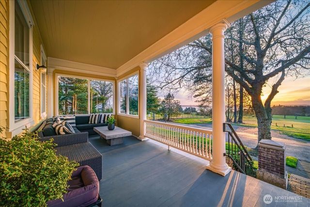 4200 Washington Avenue W, Seattle, WA 98199