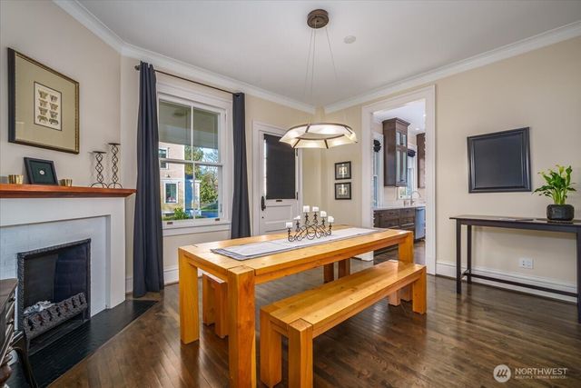 4200 Washington Avenue W, Seattle, WA 98199
