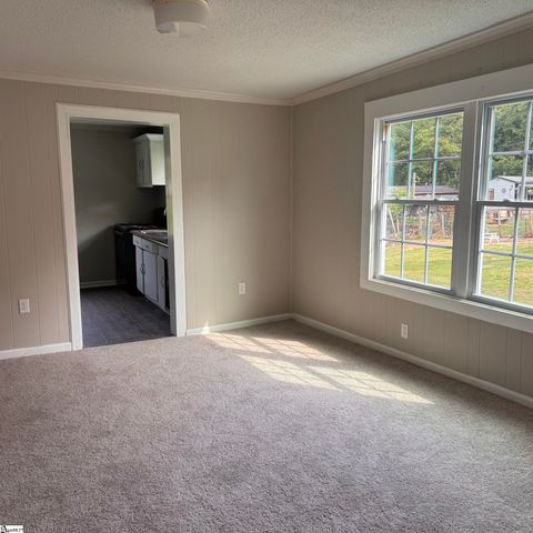 131 Case Avenue, Spartanburg, SC 29301