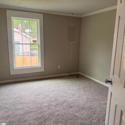 131 Case Avenue, Spartanburg, SC 29301