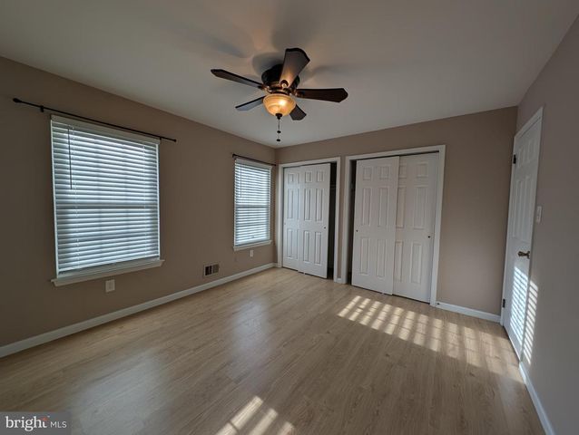 33 BANBURY CT., Robbinsville, NJ 08691