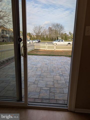 33 BANBURY CT., Robbinsville, NJ 08691