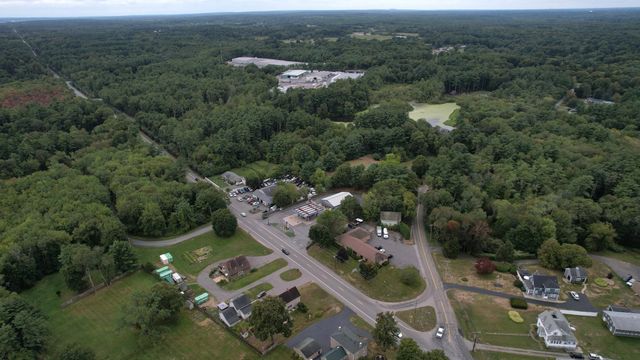 23 Taunton St, Lakeville, MA 02347
