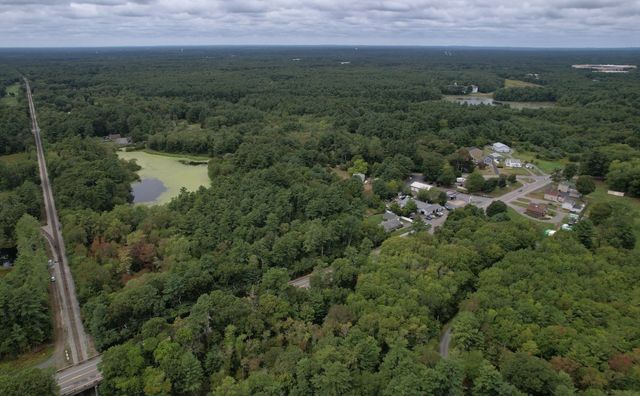 23 Taunton St, Lakeville, MA 02347