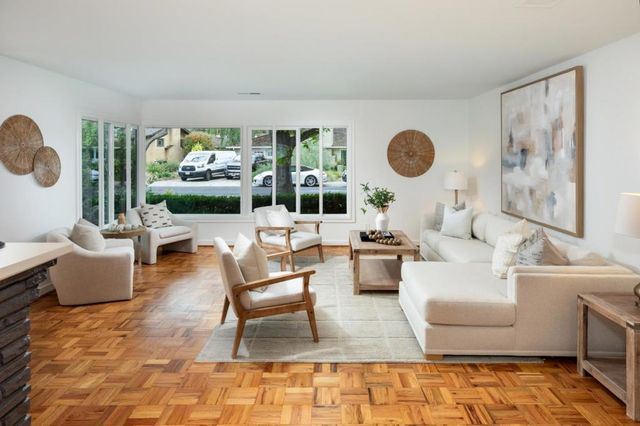 559 Hilbar Lane, Palo Alto, CA 94303