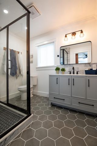 1405 Del Monte, Modesto, CA 95350