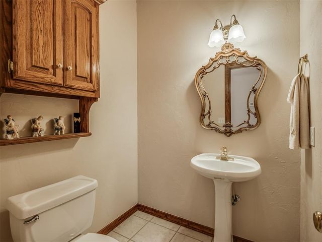 10917 Fountain Boulevard, Oklahoma City, OK 73170