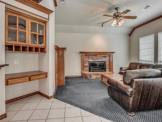 10917 Fountain Boulevard, Oklahoma City, OK 73170