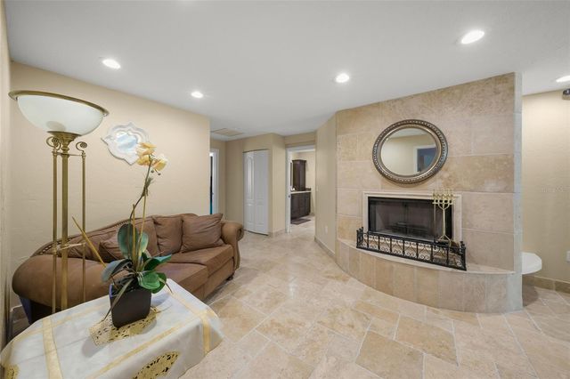 1634 N LODGE DRIVE, Sarasota, FL 34239