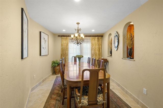 1634 N LODGE DRIVE, Sarasota, FL 34239