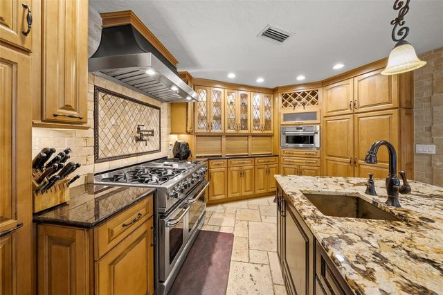 1634 N LODGE DRIVE, Sarasota, FL 34239