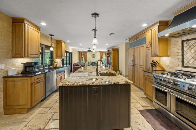 1634 N LODGE DRIVE, Sarasota, FL 34239