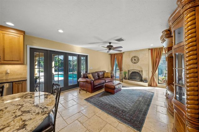 1634 N LODGE DRIVE, Sarasota, FL 34239