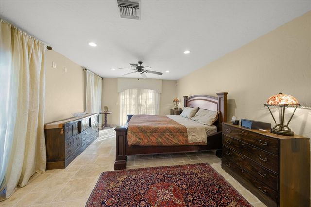 1634 N LODGE DRIVE, Sarasota, FL 34239