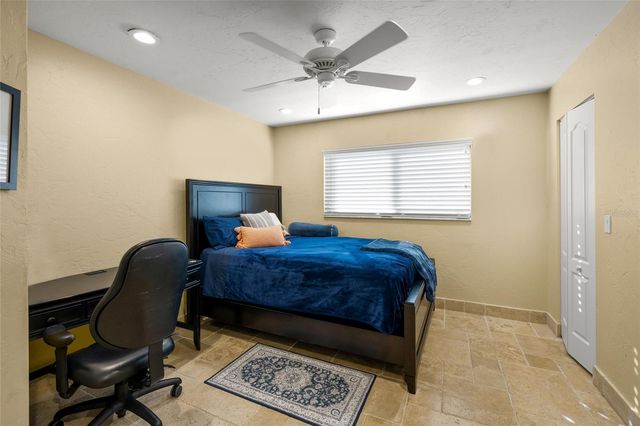 1634 N LODGE DRIVE, Sarasota, FL 34239