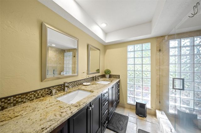 1634 N LODGE DRIVE, Sarasota, FL 34239