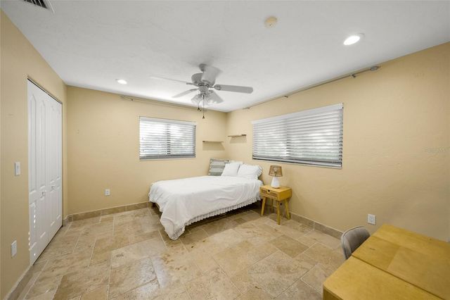 1634 N LODGE DRIVE, Sarasota, FL 34239