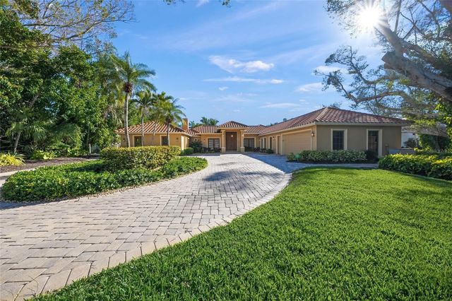 1634 N LODGE DRIVE, Sarasota, FL 34239