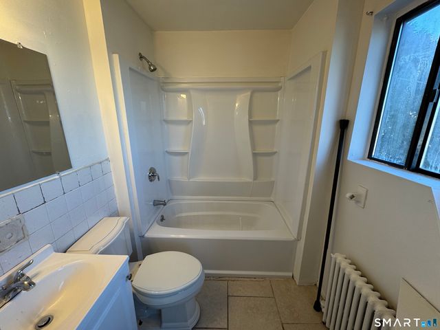 57 Seaside Avenue 2, Stamford, CT 06902