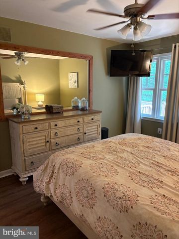 758 TRENTON AVE, Severna Park, MD 21146