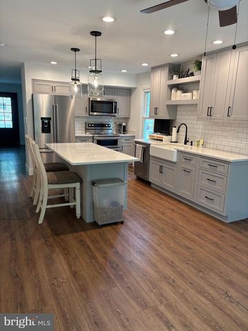 758 TRENTON AVE, Severna Park, MD 21146