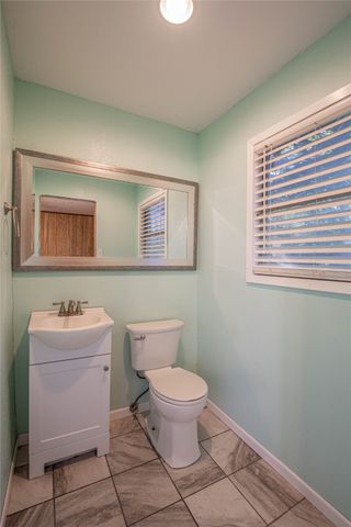 202 W Greenbriar Street, Robinson, TX 76706