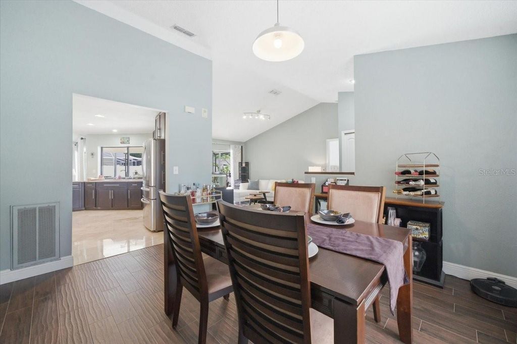 Image 15 of property listing at 11803 SWEETPEA COURT, Tampa, FL 33635