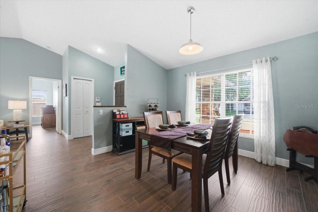 Image 16 of property listing at 11803 SWEETPEA COURT, Tampa, FL 33635