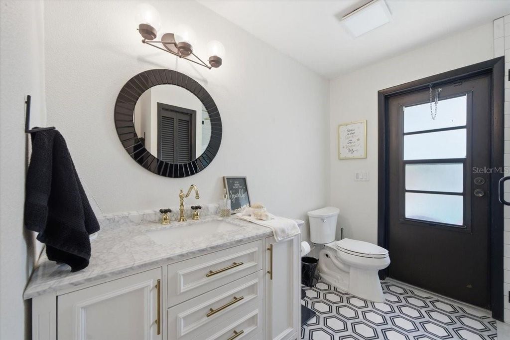 Image 26 of property listing at 11803 SWEETPEA COURT, Tampa, FL 33635
